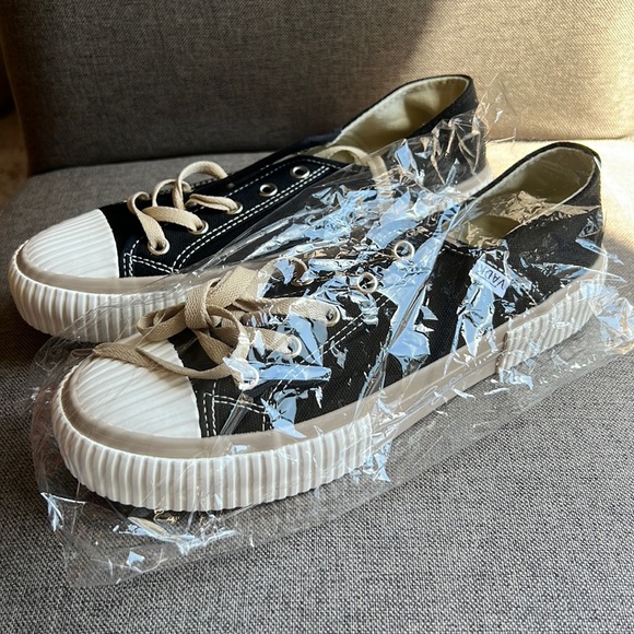 Sneakers, cotton,black, taupe, white. Walking or sport,comfortable. Brand New. - Picture 1 of 4